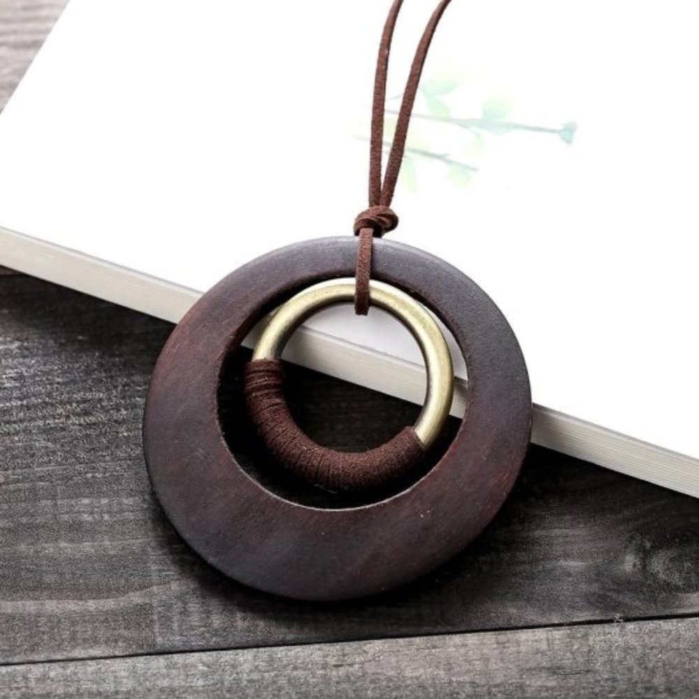 Hoepels Necklace